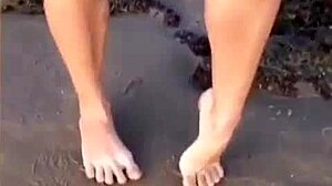 this girl showcases her amazing body 😍