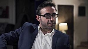 Hot Brunette Babe 3-Way Sex