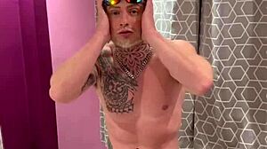 Friend Gives Ass to Keep Secret