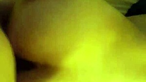 con mi prima en motel - chilena 😏