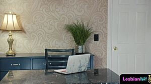 does this tiny lesbo spread her legs for the milf beauty?