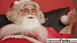 vanessa cage lets santa see her tight wet pussy, so hot 😍