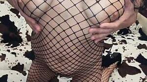 Latina milf wife and skinny amateur couple explore wet homemade delights in passionate filming