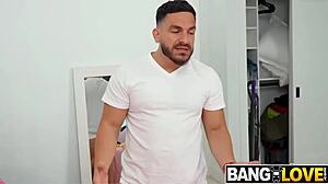 Stepdaughter Is Willing to Please Stepfather with Muff Diving.