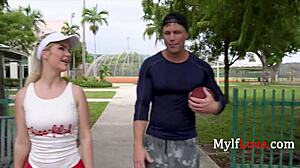 slim thick blondes victory shower and dick- slimthick vic