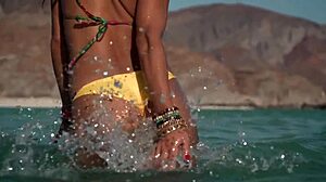 Sexy Slo-Motion Surf Models In 1000Fps - Hellokisses Co