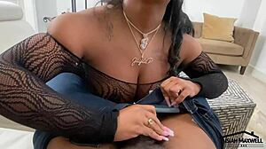 Do you think this bbw ebony with huge curves can handle bbc?