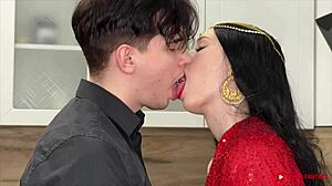 एक बार देख लीजिये और फिर चोद दीजिये - फिल्मी फंतासी version 1