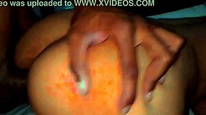 ele bateu em mim e depois meteu no meu cu ele me trata como uma escrava e deixou marcas em minha bunda com seus tapas e seu sêmen dentro de mim