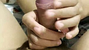 Wow, Asian Girl Gives Boyfriend Amazing Handjob!