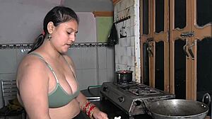 Cooking Sex in Kitchen with Monster Cock Chopping Vegetables