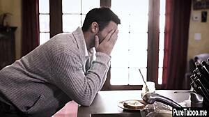 lesbian milf enjoyed threesome therapy and she liked it