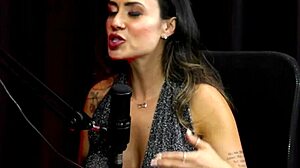 Fui abordada agresivamente, con apoyo de mi marido, no grabo con hombres y esto despertó mi bisexualidad - Taluane Boom en sheer red