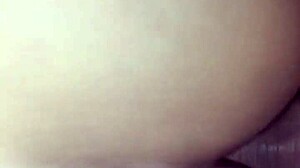 sexo anal con la culona de mi madrastra en el baño