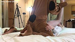 Does Scooby Doo fuck that TS college student?