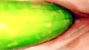 Desi Bhabhi Sex Village Wife Fucking With Cucumber!