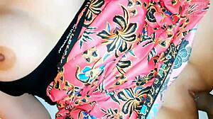 แม่เลี้ยงหุ่นยั่ว มาเปิดห้องแล้วเสียตัวให้เลี้ยง