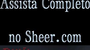 Cuzinho guloso e buceta peluda