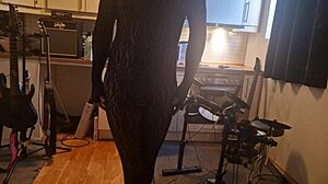 Kit Willer Rips Ass Wide Open In Kitchen For Honey's Cock