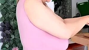 Hot milf seduces me in pov riding session