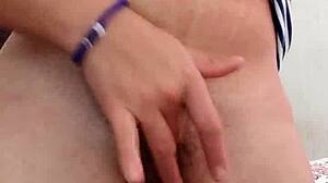 man this sexy colombian latina fetish girl masturbates her wet vagina so hot on cam