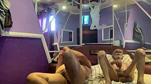 Amateur couple slams hardcore anal assfucking from front and back in raw session.