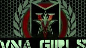 Sara Jay squeezes her perfect tits