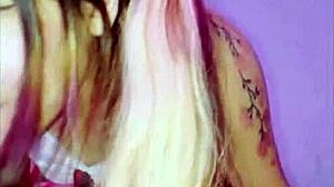 hey padrastro wanna chat while i lift my skirt for you?