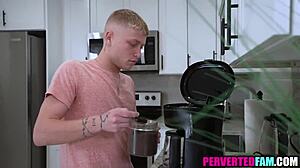 horny stepsis fingers pussy after vibrator dies desperate for release