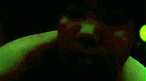 em gai vietnamese beauty shows off her hot body