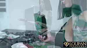 WOW, FUCKING THAT TIGHT PUSSY BEFORE BREAKFAST!