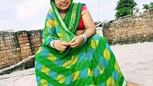 Isn't desi bhabhi fucking neighbor boys so damn hot?!