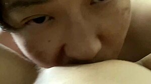 Ex- Idol's Clean Shaved Pussy in Hawaii Enjoy the View