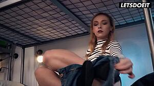 jenny wild tempts with cock ride mouth cum finish