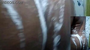 Cyndy Blackslave Masturbates Squirts in Shower