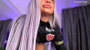 sophiemeave flaunts her amazing webcam pussy and horny curves for fans