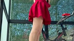 hidden cam catches argentinian stepsis slurping cock in gym 😈🍆💦