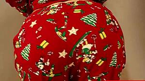 wanna see my hot stepmom's curvy shaved pussy creampied under the christmas tree??