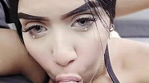 chupando su verga mientras maneja por la via publica