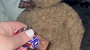 hey check this arab teen stuffing food in her kinky pussy los angeles