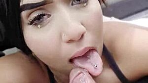 chupando su verga mientras maneja por la via publica