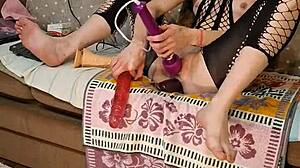 i'm such a slutty bitch squirting oceans masturbating