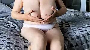 hey granny busty white lingerie dildo pussy orgasm shakes