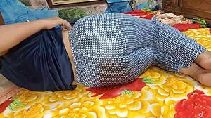 hot indian doctor spreads her juicy pussy for deep exam in hindi clinic webseries