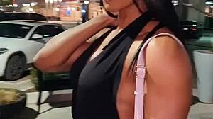 check out this erotic muscle babe fbb flexing hot