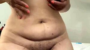 twerking ass takes dick deep