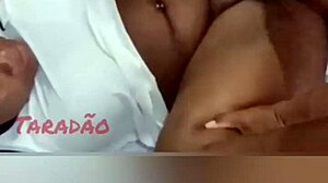 Gozada explosiva bem no cu apertado da puta gulosa