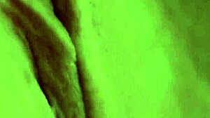 oh man im fingering my wet pussy n squeezing these tits so hard 💦😩