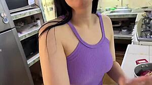 casi me pillan chupando las bolas de mi primo politico 😏🍆💦