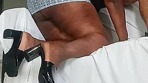 sexy thick babe's pretty lips hide her juicy secrets